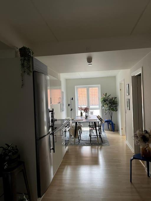 Moderne Lejlighed I Hjertet Af Odense C Lägenhet Exteriör bild